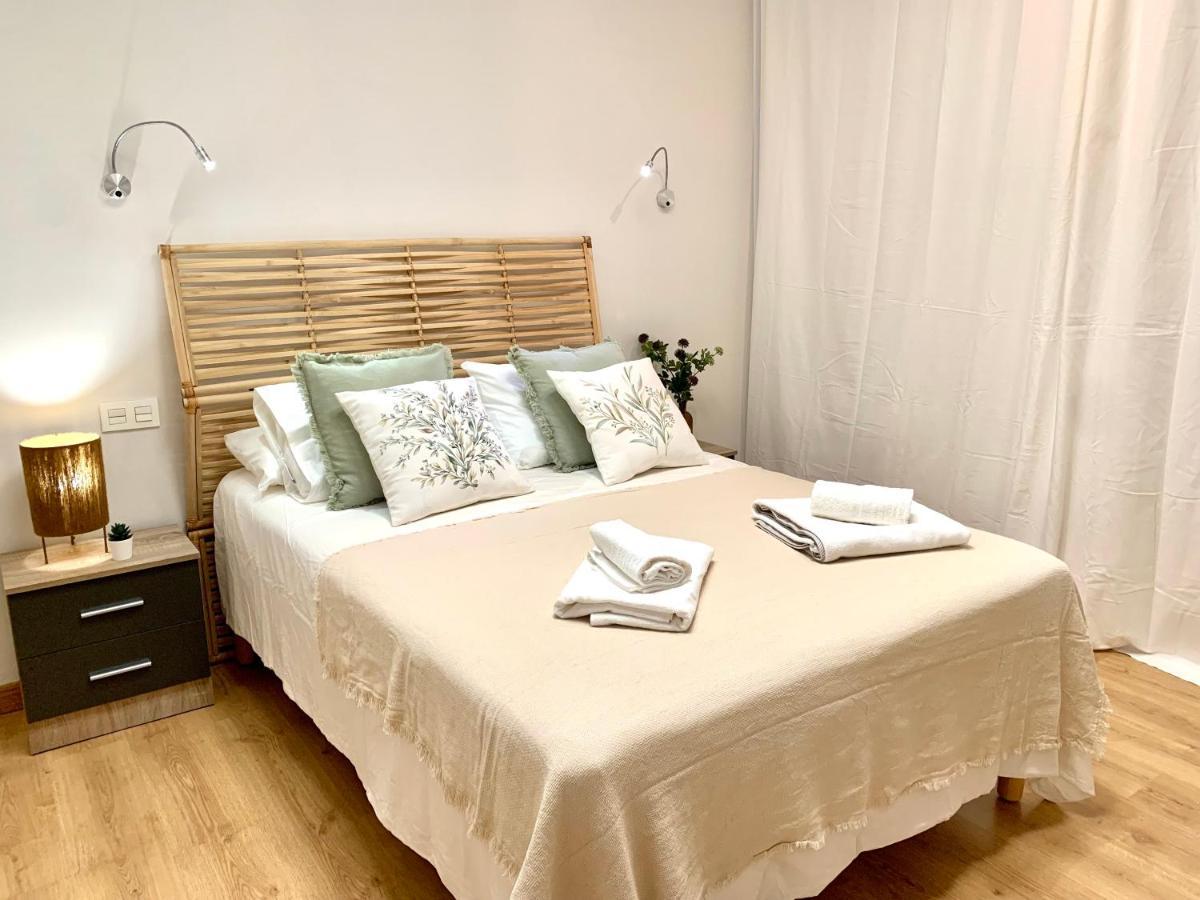 Homely Malaga Plaza Del Teatro Εξωτερικό φωτογραφία
