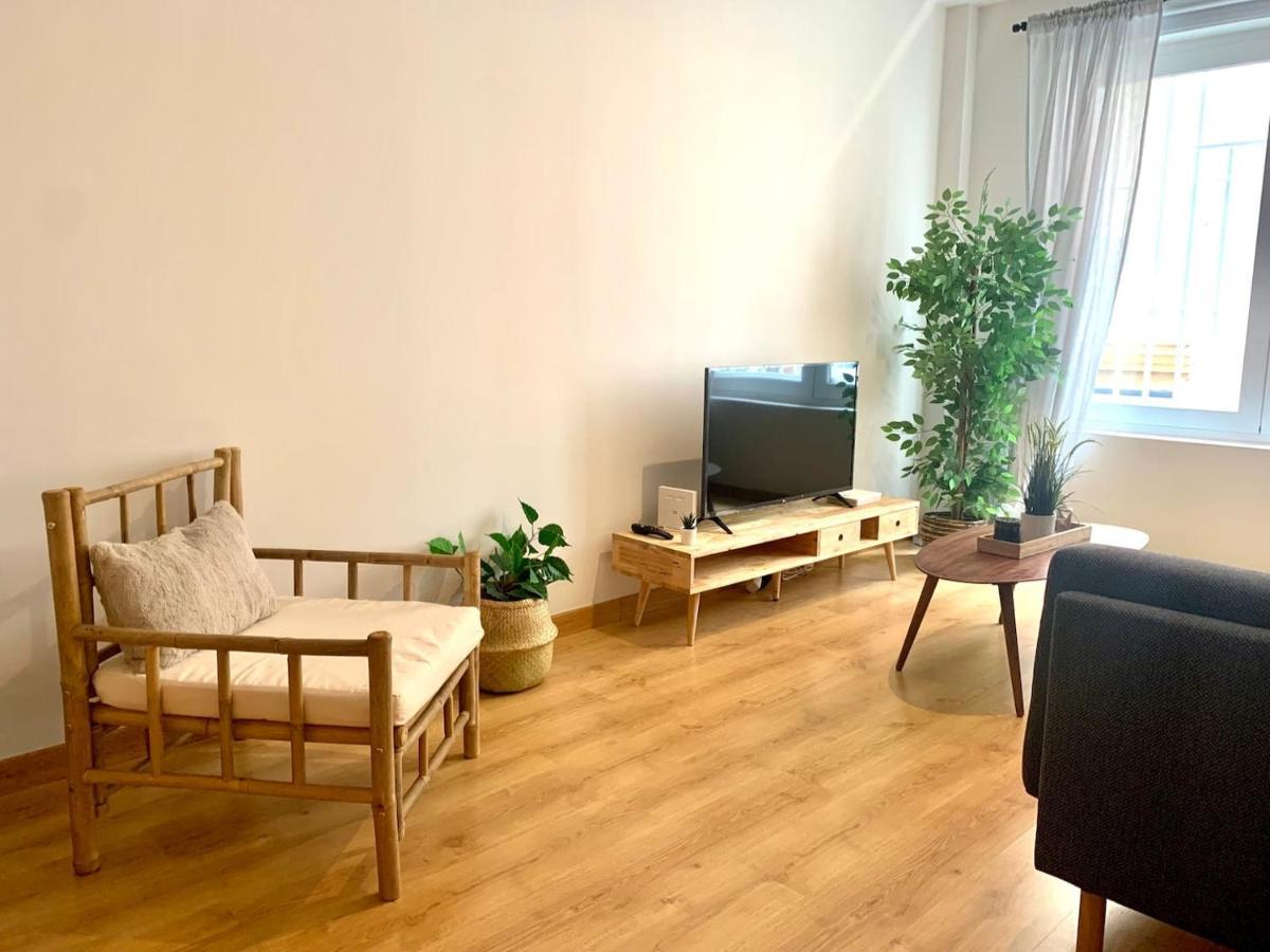 Homely Malaga Plaza Del Teatro Εξωτερικό φωτογραφία