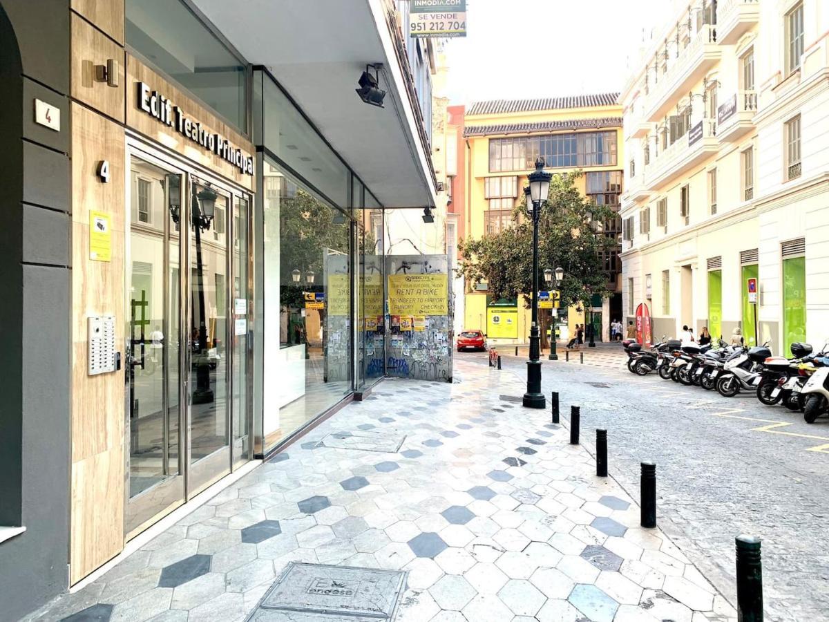 Homely Malaga Plaza Del Teatro Εξωτερικό φωτογραφία