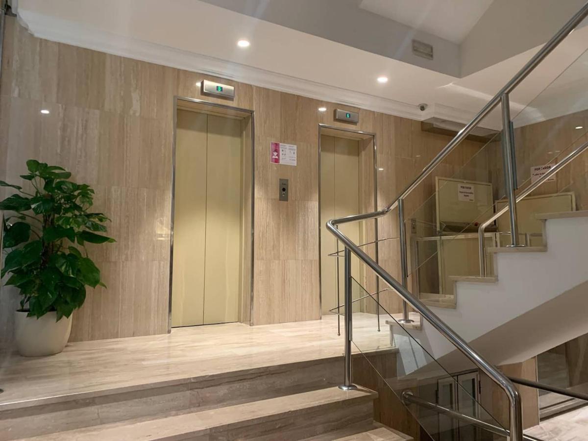 Homely Malaga Plaza Del Teatro Εξωτερικό φωτογραφία